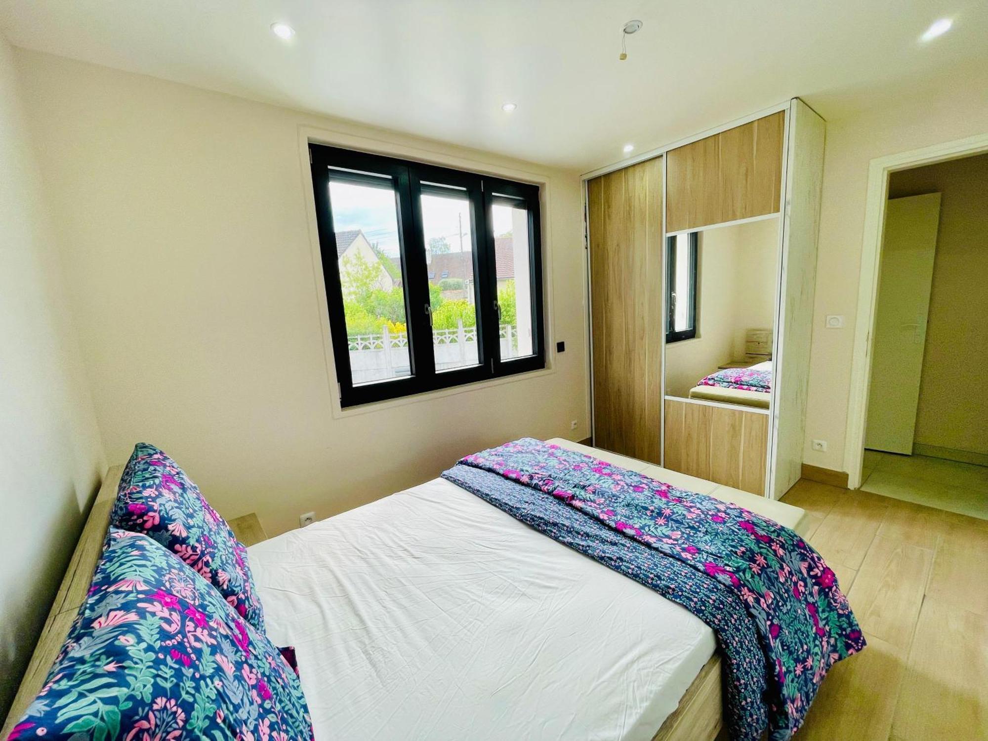 Stylish, Calm And Green Home Stay Saint-Fargeau-Ponthierry Εξωτερικό φωτογραφία